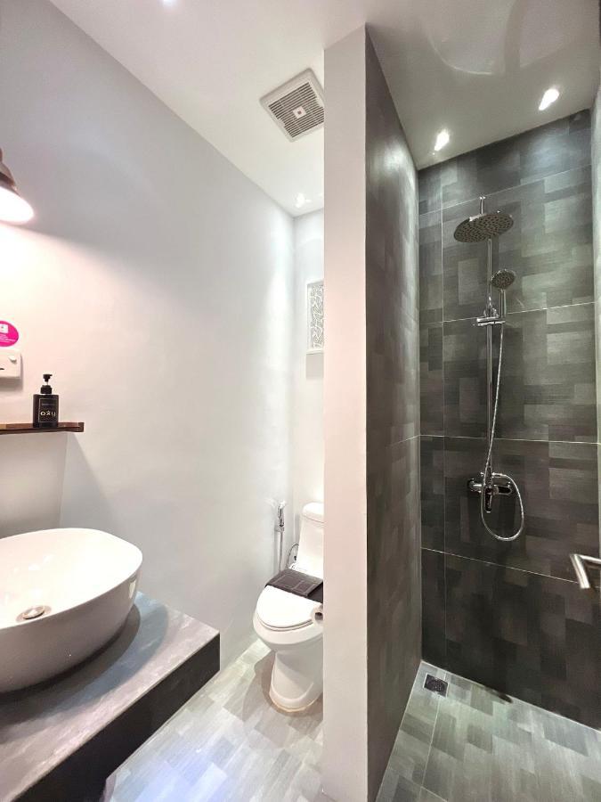 Oxy Suites G-03 At Shop House Meisterstadt Pollux Habibie Batam Ngoại thất bức ảnh